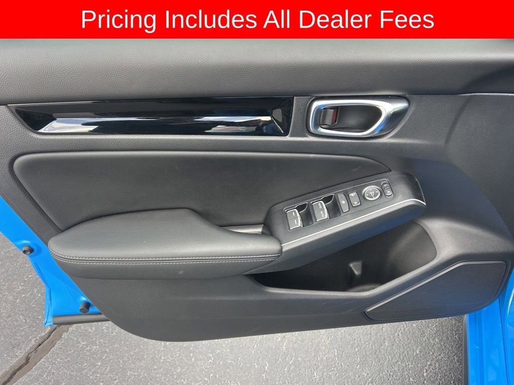 Used 2025 Honda Civic Sport Touring image 3