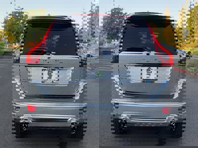 Used 2012 Volvo XC60 T6 R-Design image 4