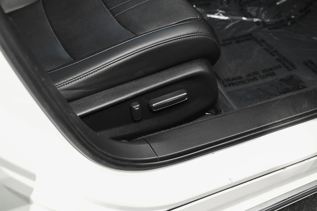 Used 2022 Honda Accord Touring image 48