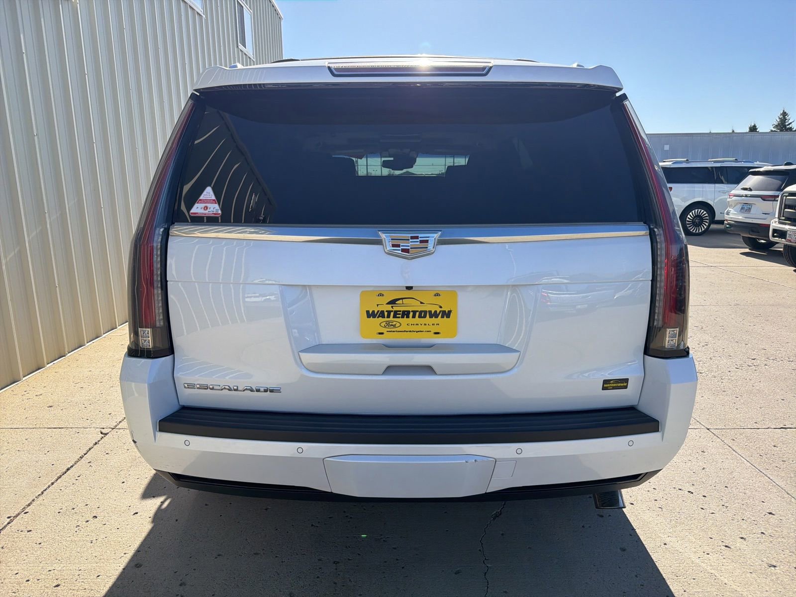 Used 2016 Cadillac Escalade Platinum AWD/4WD image 6