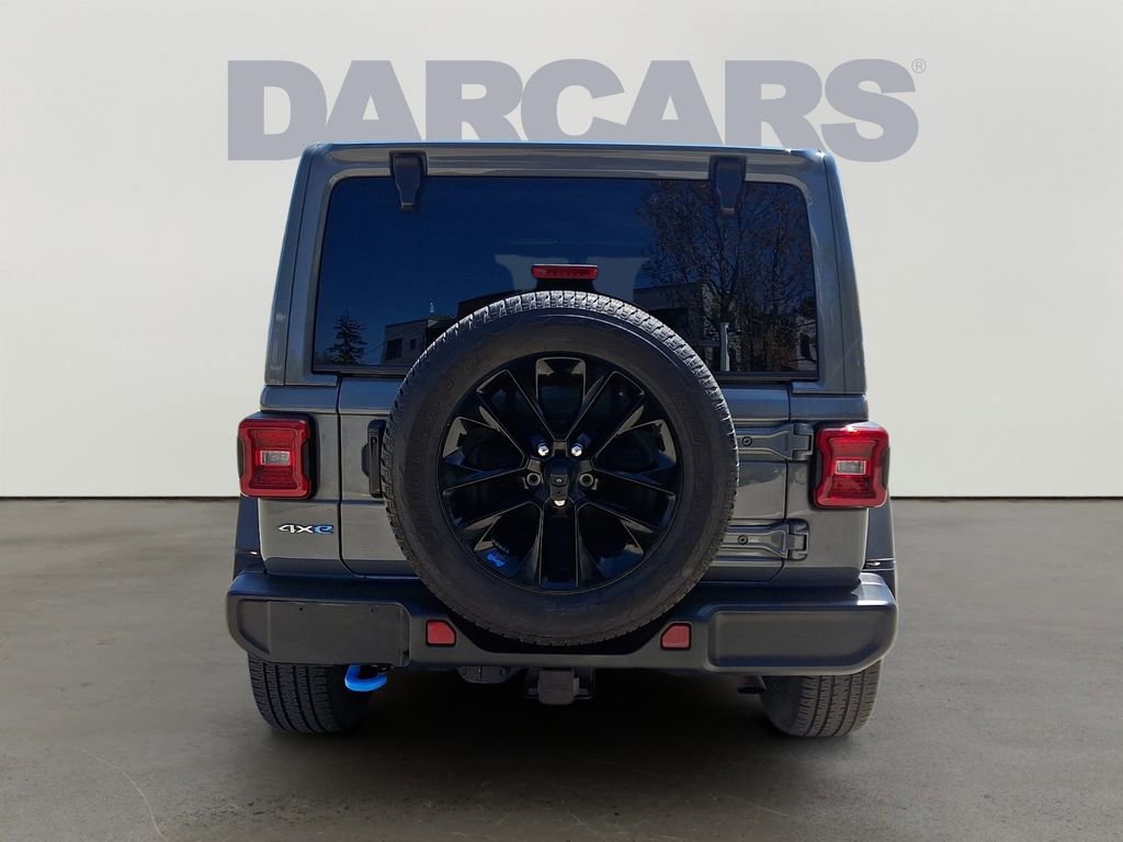 Used 2023 Jeep Wrangler Unlimited Sahara w/ Cold Weather Group AWD/4WD image 5