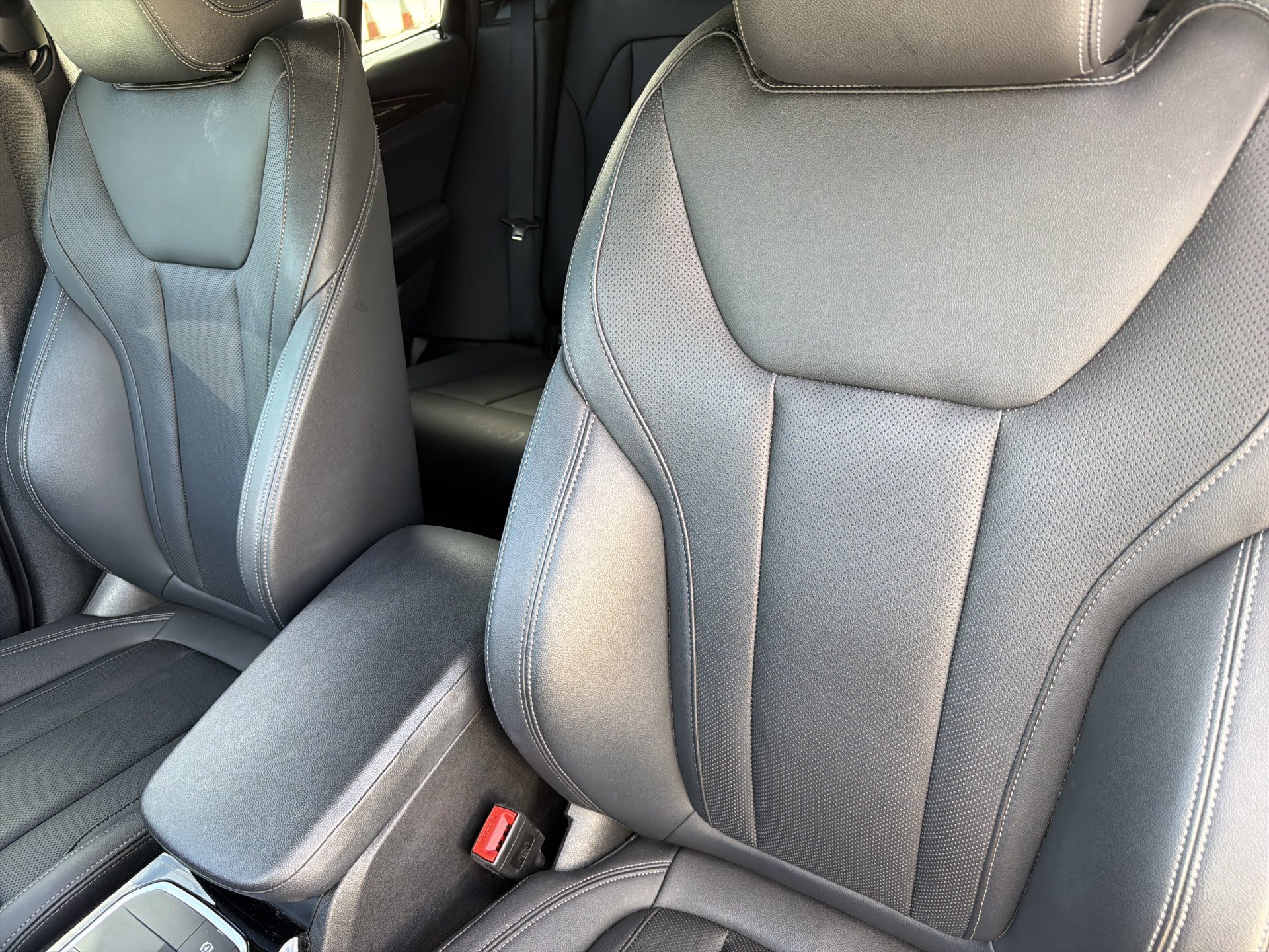 Used 2023 BMW X3 sDrive30i RWD image 23