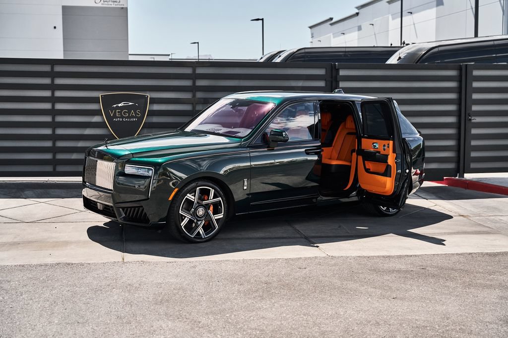 Used 2026 Rolls-Royce Cullinan Black Badge AWD/4WD image 5
