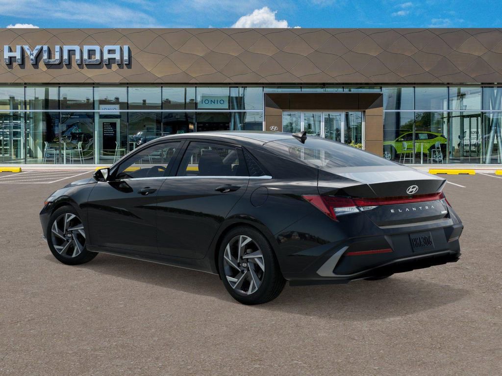New 2026 Hyundai Elantra Limited image 5