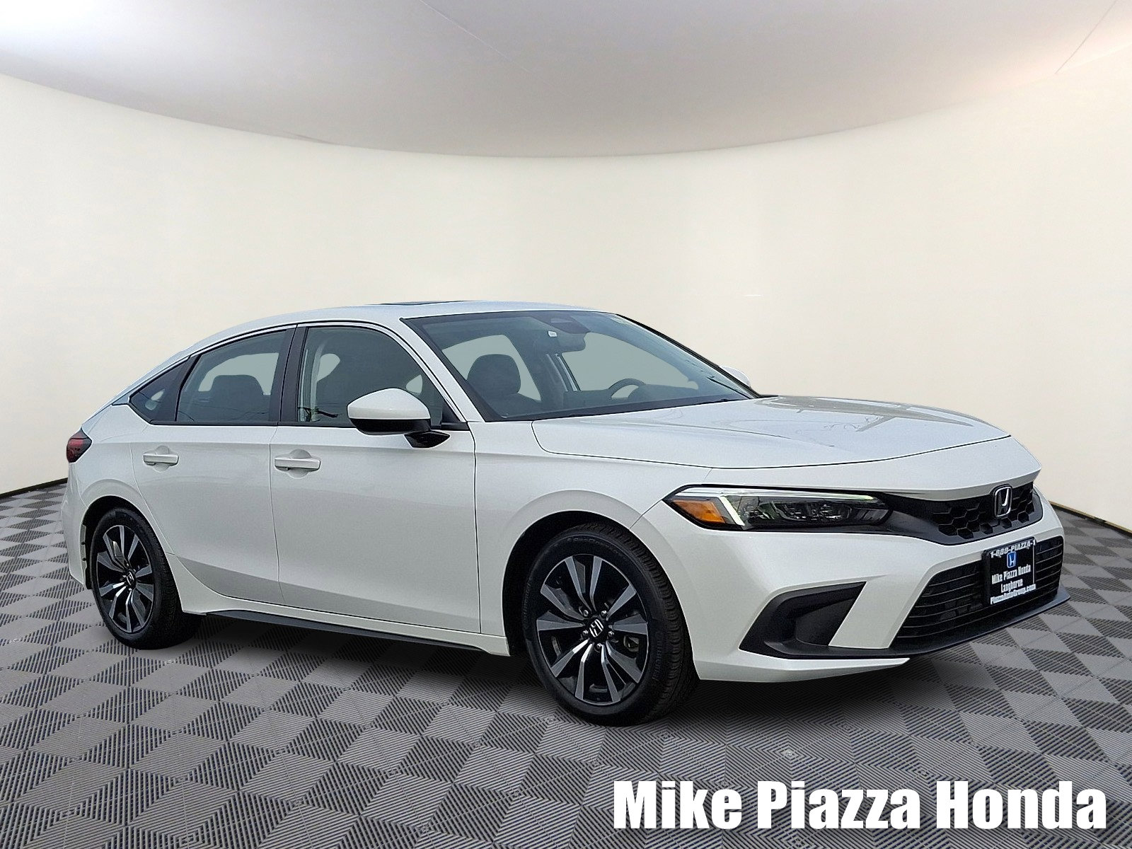 Used 2024 Honda Civic EX-L image 1