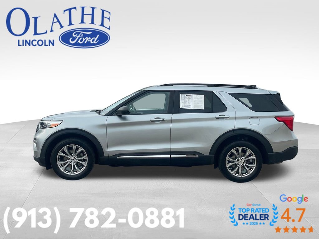 Used 2023 Ford Explorer XLT w/ Equipment Group 202A image 4