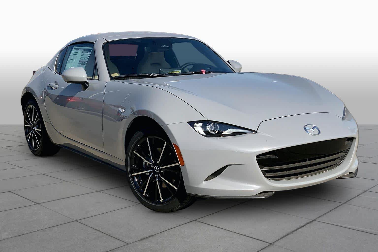 New 2026 MAZDA MX-5 Miata RF Grand Touring RWD image 2