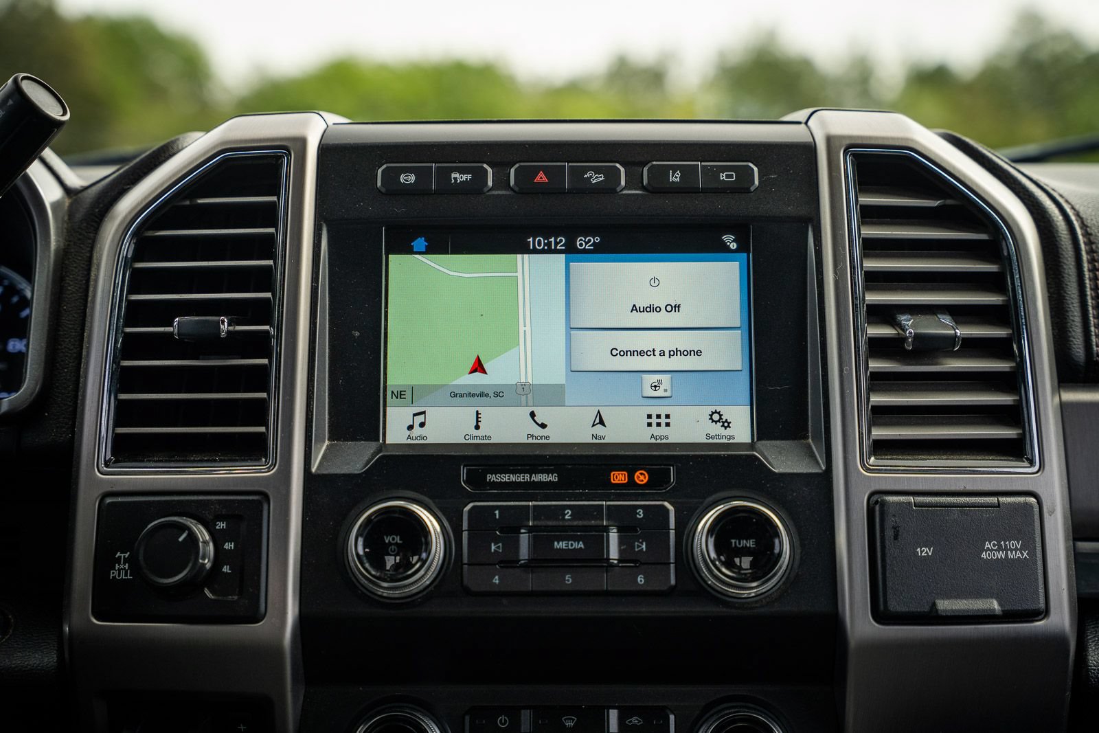 Certified 2019 Ford F250 Platinum w/ Platinum Ultimate Package AWD/4WD image 40