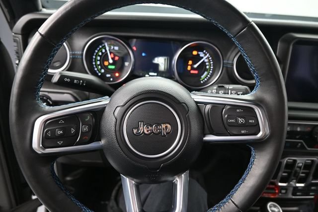 Used 2023 Jeep Wrangler Unlimited Rubicon 4xe w/ Cold Weather Group AWD/4WD image 11