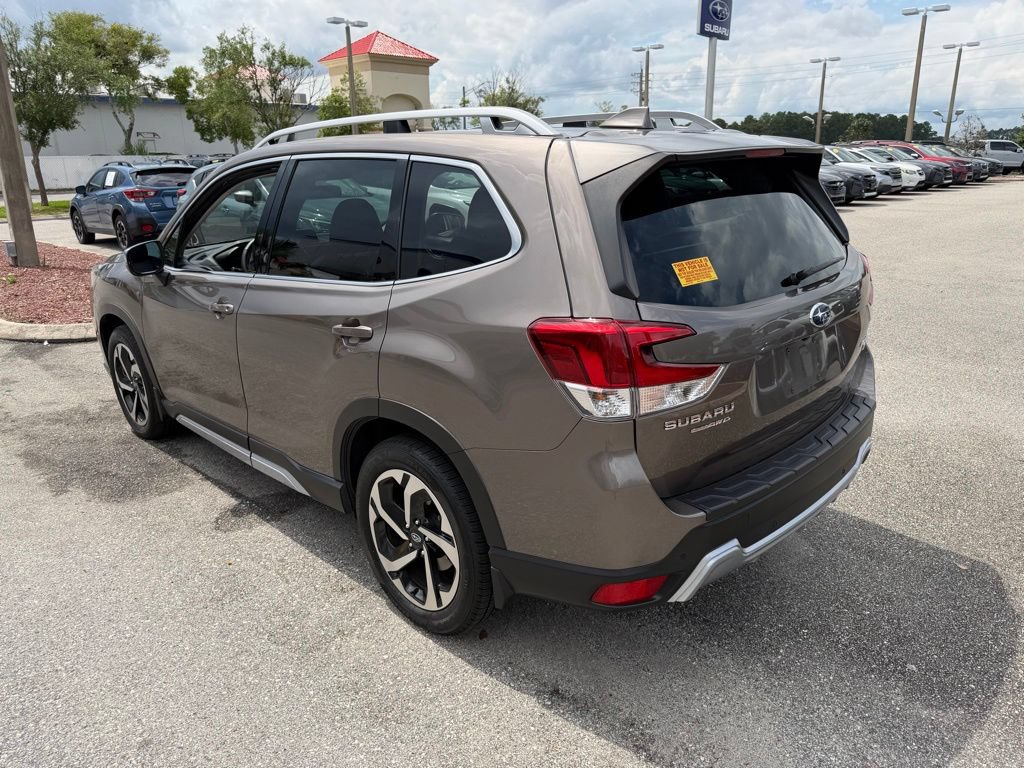 Used 2023 Subaru Forester Touring AWD/4WD image 10