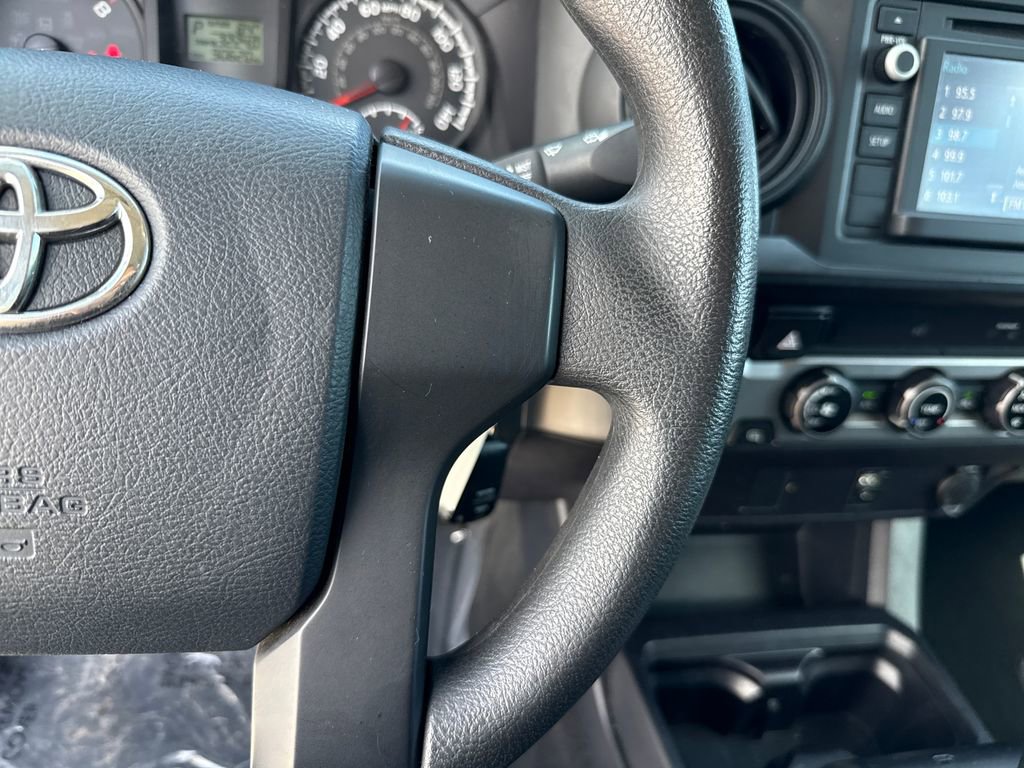 Used 2017 Toyota Tacoma SR RWD image 16
