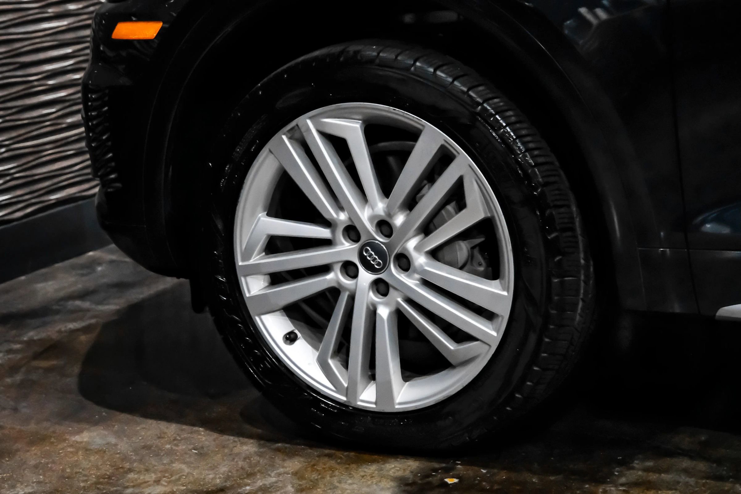 Used 2018 Audi Q5 2.0T Premium Plus w/ Premium Plus Package image 60