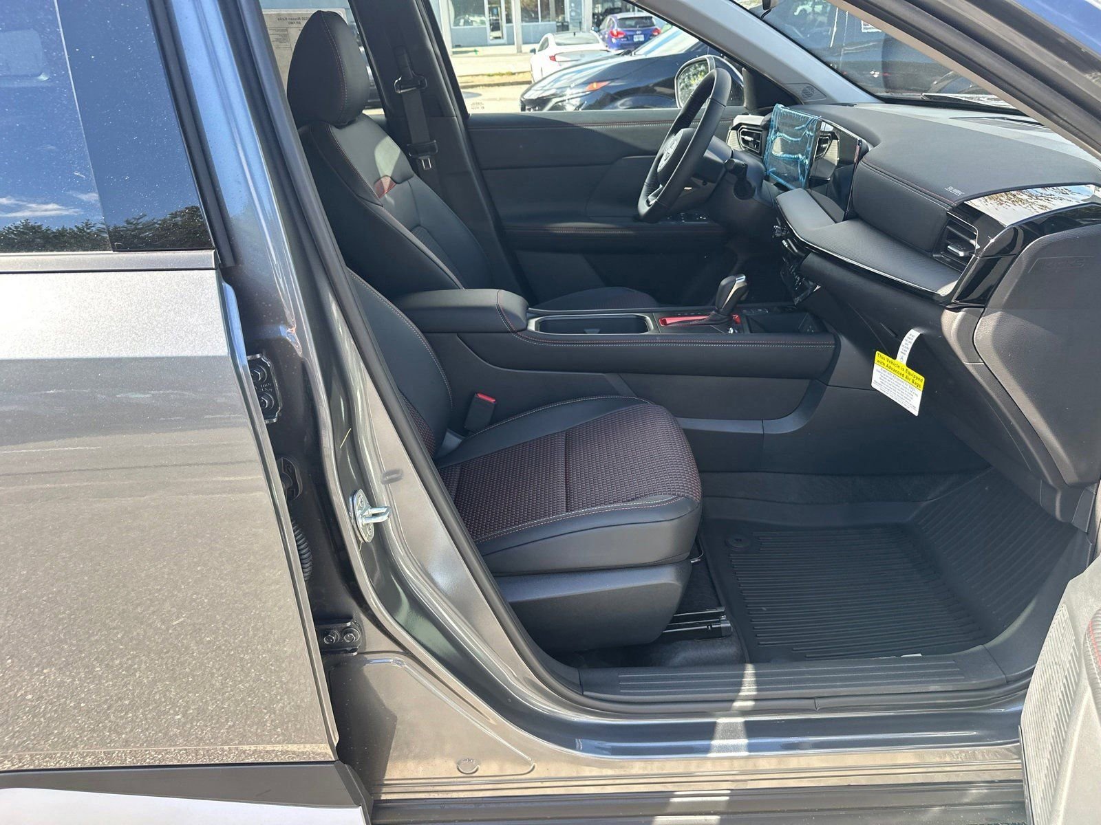 New 2026 Nissan Kicks SR image 13