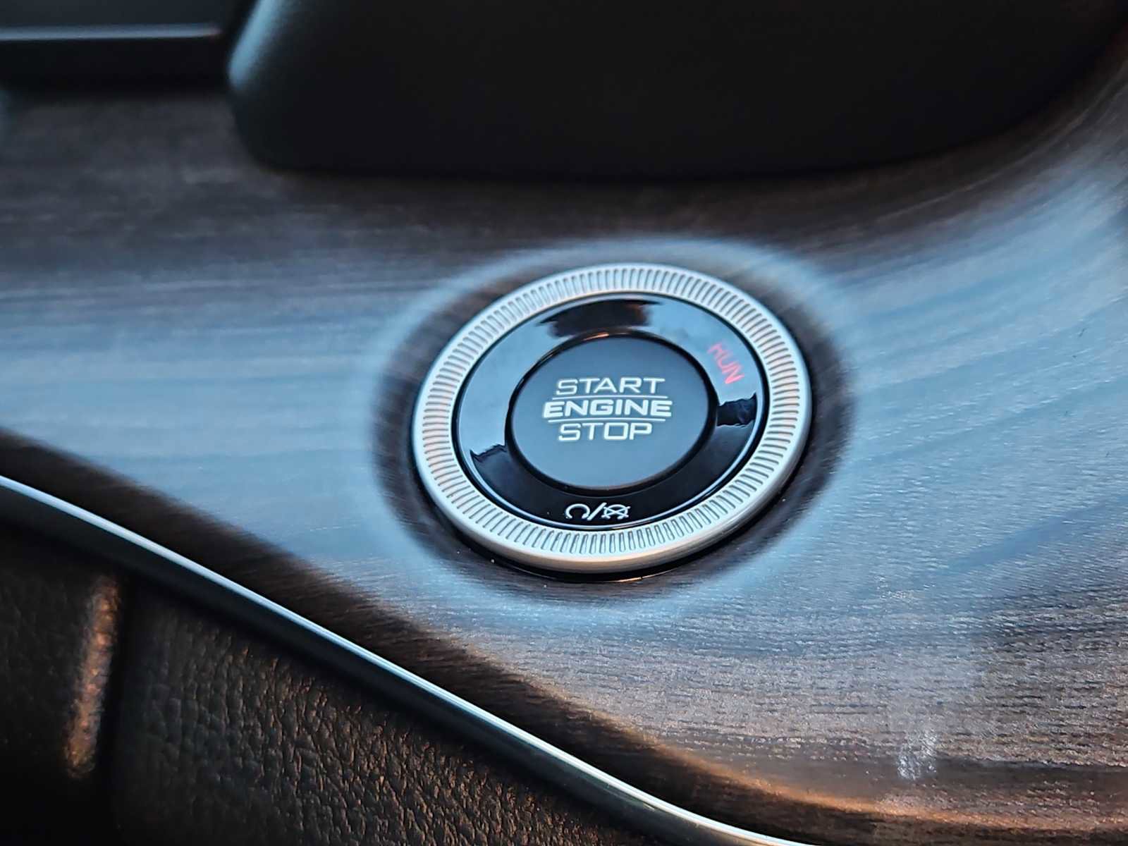 Used 2023 Jeep Grand Cherokee Overland image 29