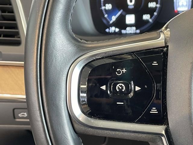 Used 2023 Volvo XC90 B6 Plus w/ Protection Package Premier image 28
