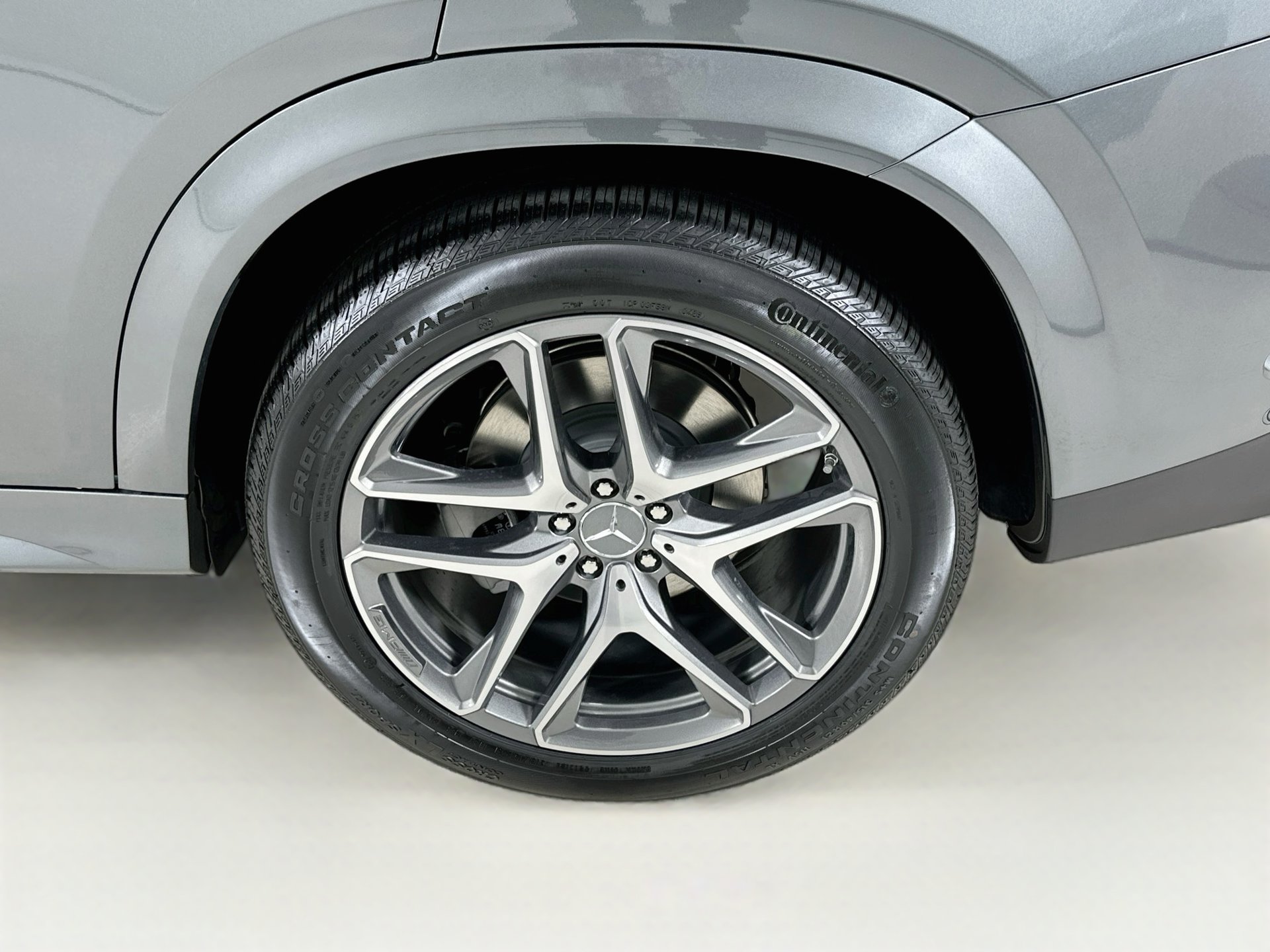 New 2026 Mercedes-Benz GLE 53 AMG 4MATIC Coupe image 34