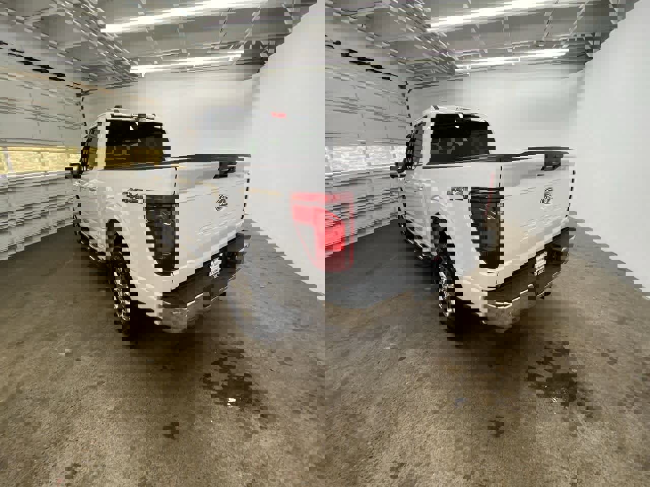 Used 2024 Ford F150 XLT w/ Mobile Office Package image 4