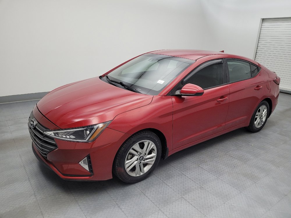 Used 2020 Hyundai Elantra SEL w/ Winter Weather Package FWD image 2