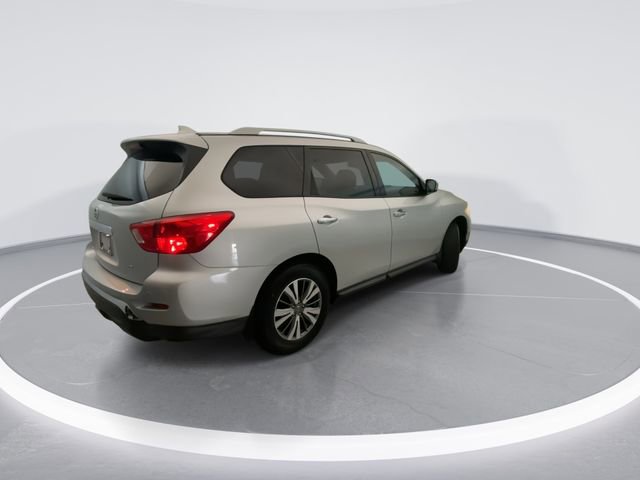 Used 2019 Nissan Pathfinder S image 4