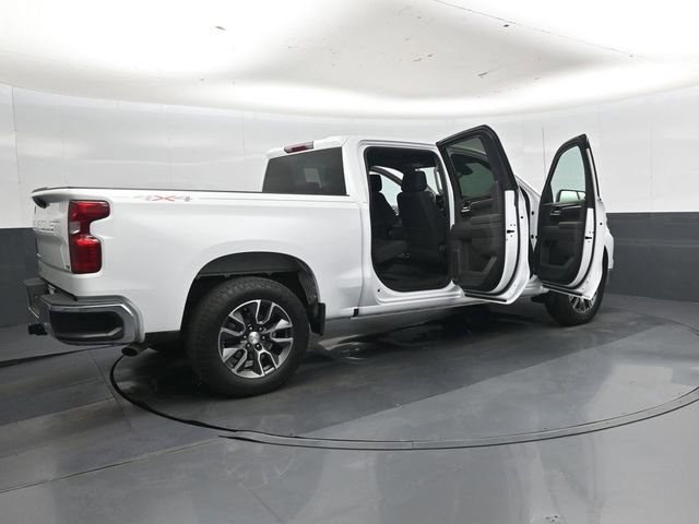 Used 2022 Chevrolet Silverado 1500 LT AWD/4WD image 45