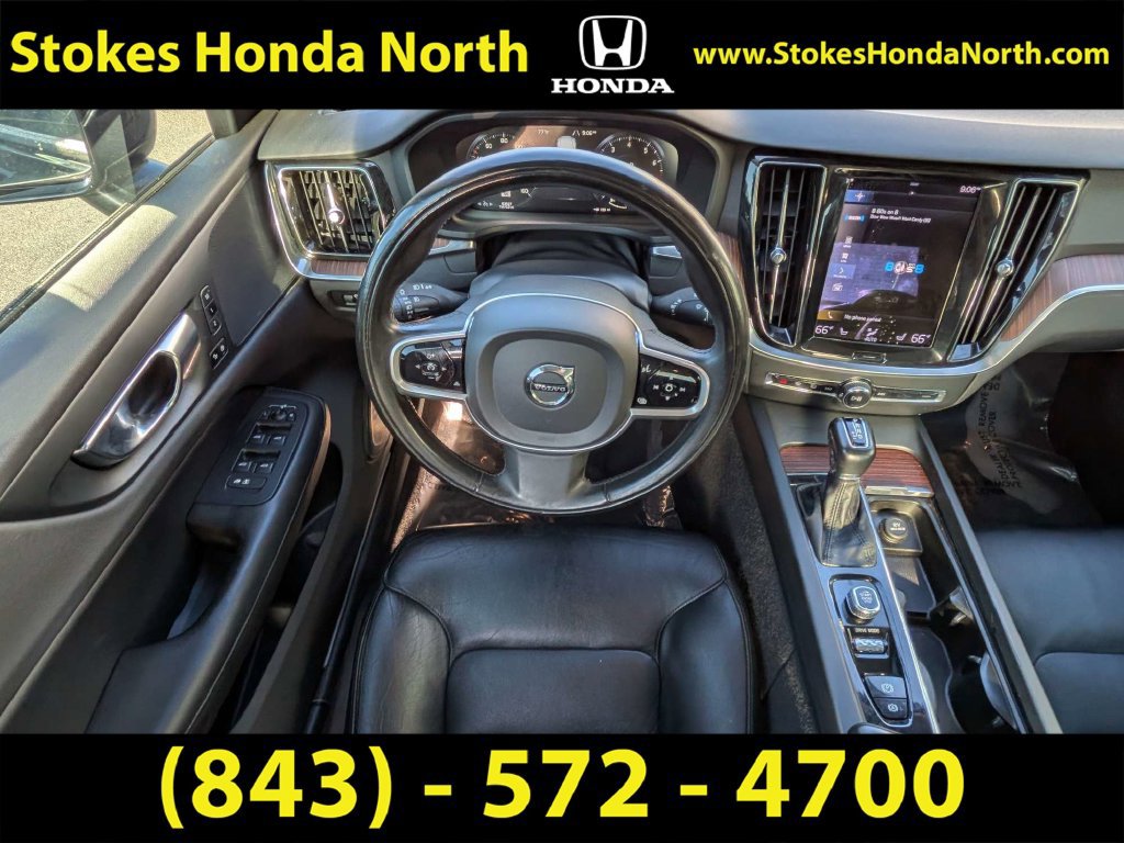 Used 2021 Volvo S60 T5 Momentum w/ Premium Package FWD image 15