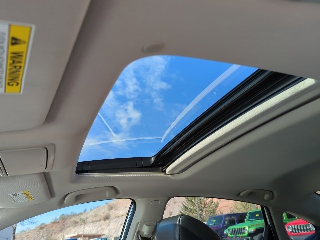 Used 2022 Honda Accord Touring image 16