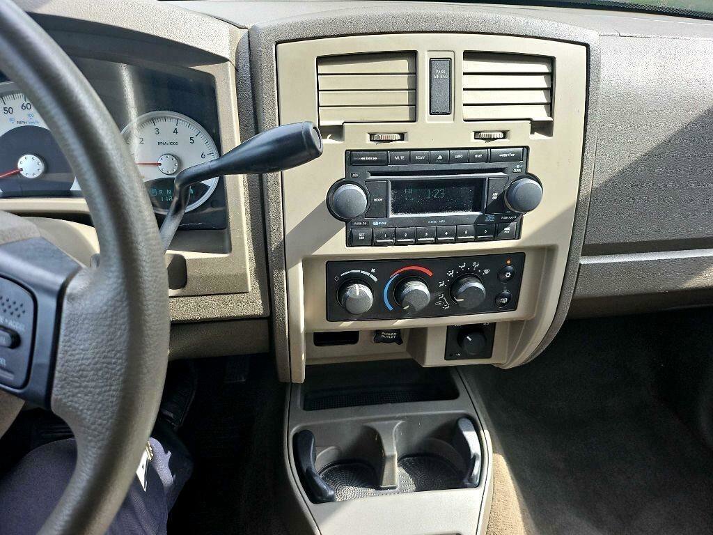 Used 2005 Dodge Dakota SLT w/ Trailer Tow Group image 15