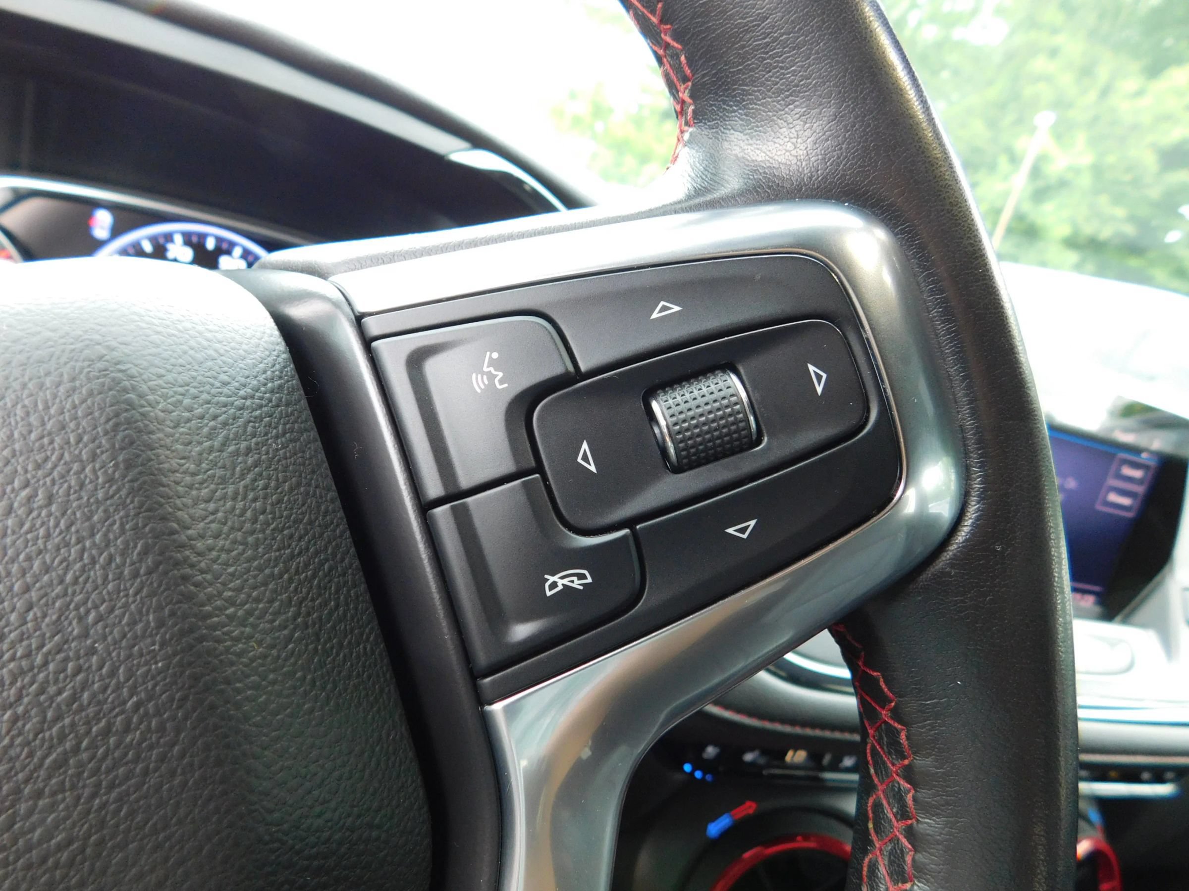 Used 2021 Chevrolet Blazer RS w/ Enhanced Convenience Package AWD/4WD image 28