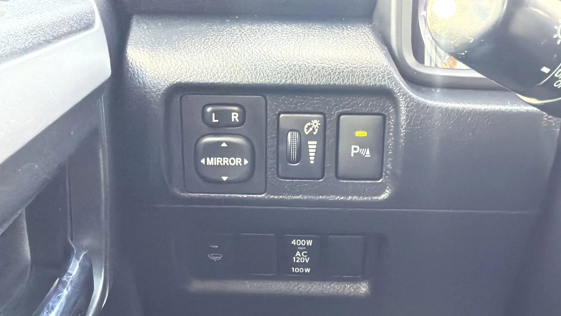 Used 2017 Toyota 4Runner Limited image 15