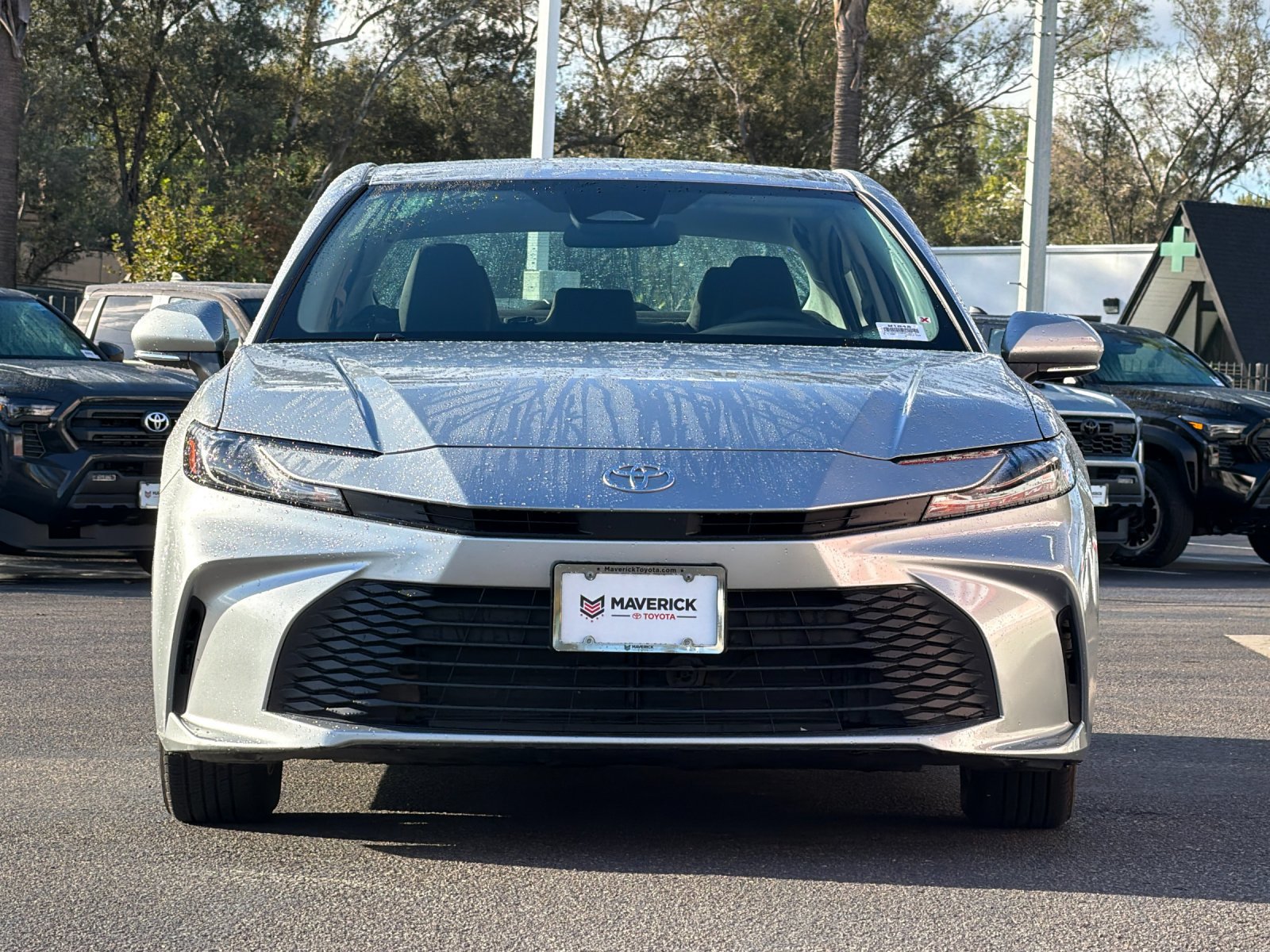 Used 2025 Toyota Camry LE FWD image 7