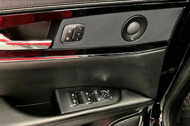 Used 2023 Lincoln Nautilus Reserve w/ Equipment Group 201A image 32