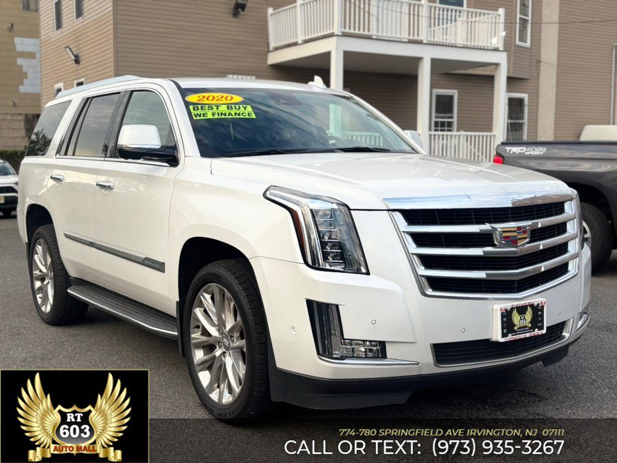 Used 2017 Chevrolet Tahoe LT w/ Luxury Package AWD/4WD image 3