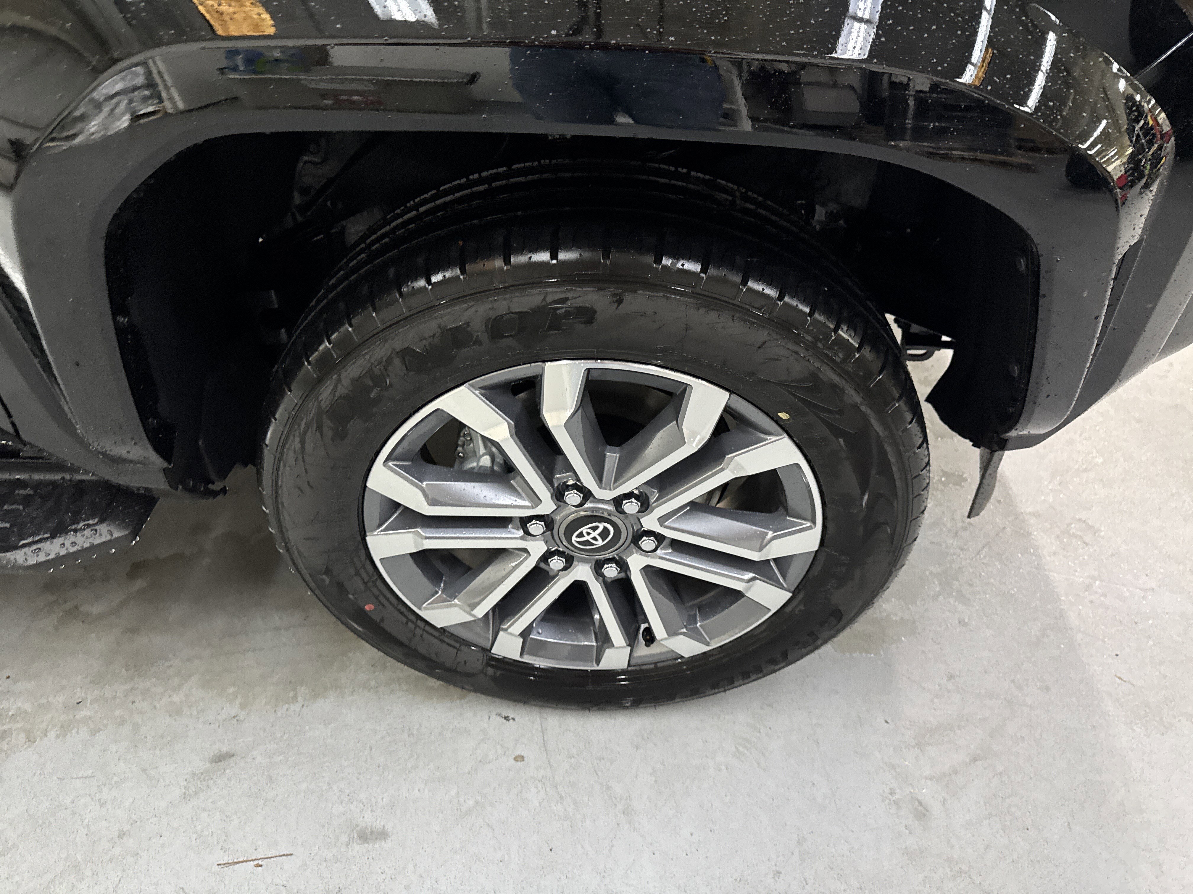 New 2026 Toyota 4Runner Limited AWD/4WD image 10