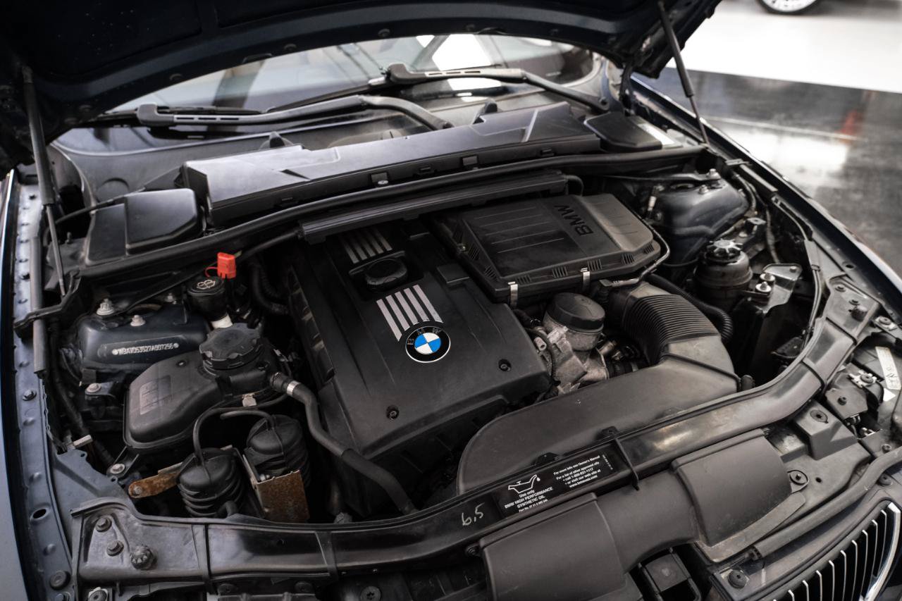 Used 2007 BMW 335xi Sedan AWD/4WD image 40