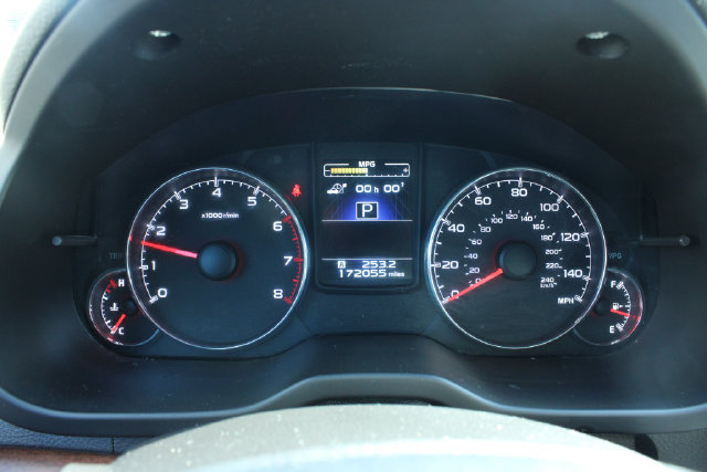 Used 2013 Subaru Outback 2.5i Limited w/ Moonroof Pkg AWD/4WD image 20