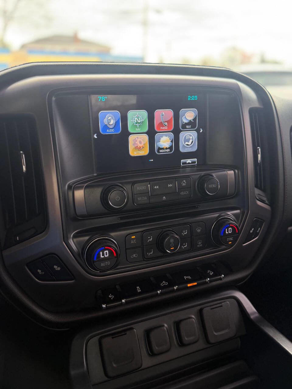 Used 2017 GMC Sierra 1500 SLT AWD/4WD image 23
