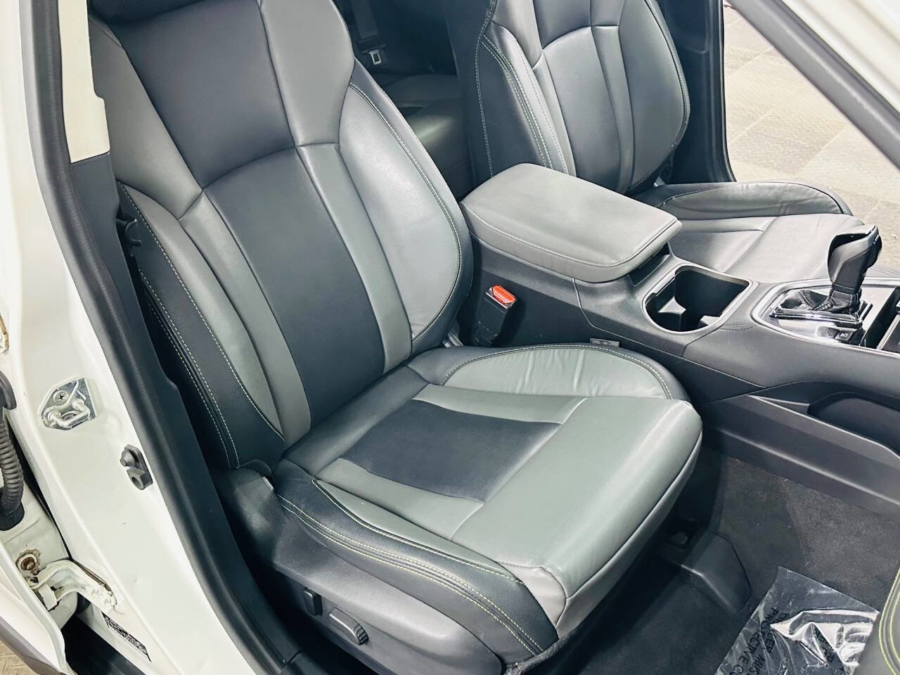 Used 2020 Subaru Outback Onyx Edition XT AWD/4WD image 26