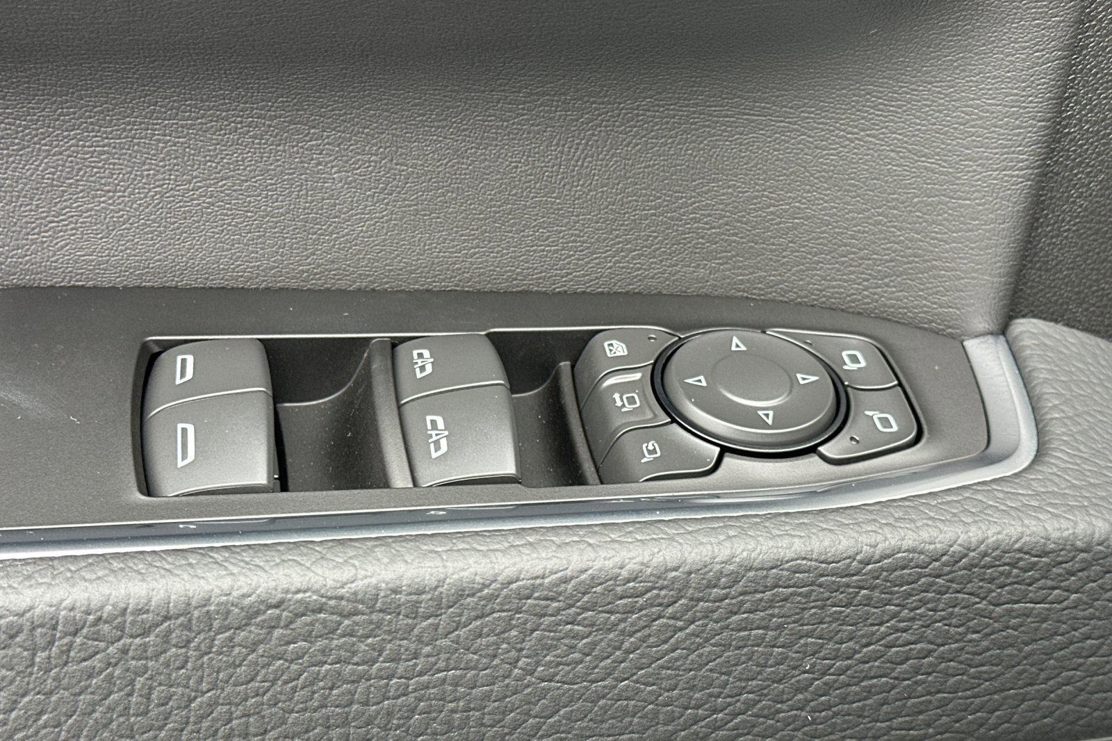 New 2026 GMC Sierra 2500 Denali w/ Denali Reserve Package image 11