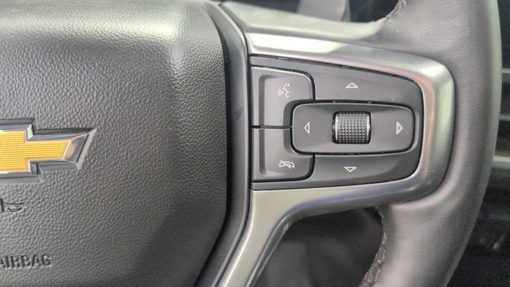 Used 2025 Chevrolet Silverado 1500 RST AWD/4WD image 12