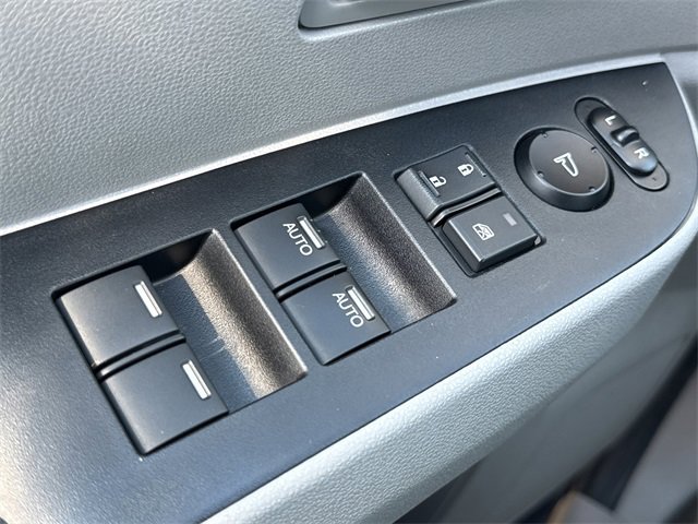 Used 2017 Honda Odyssey EX-L image 20