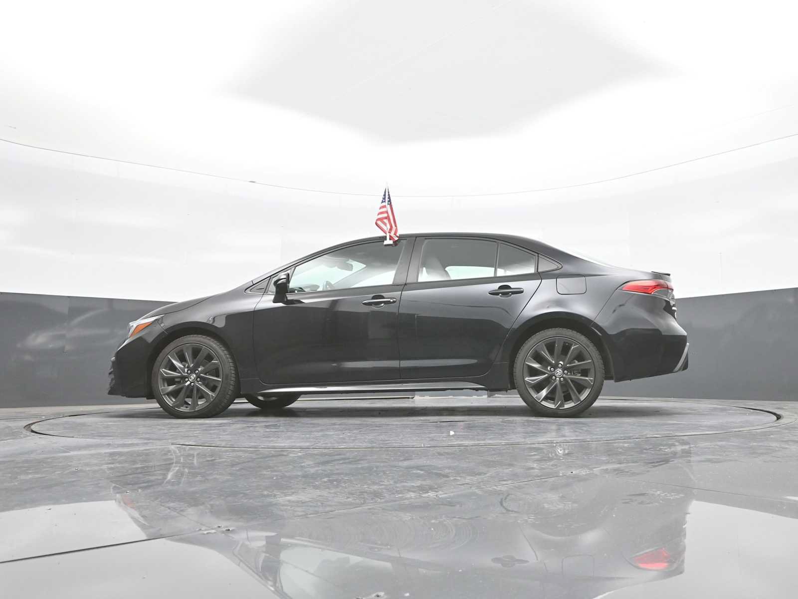 Used 2024 Toyota Corolla SE FWD image 39