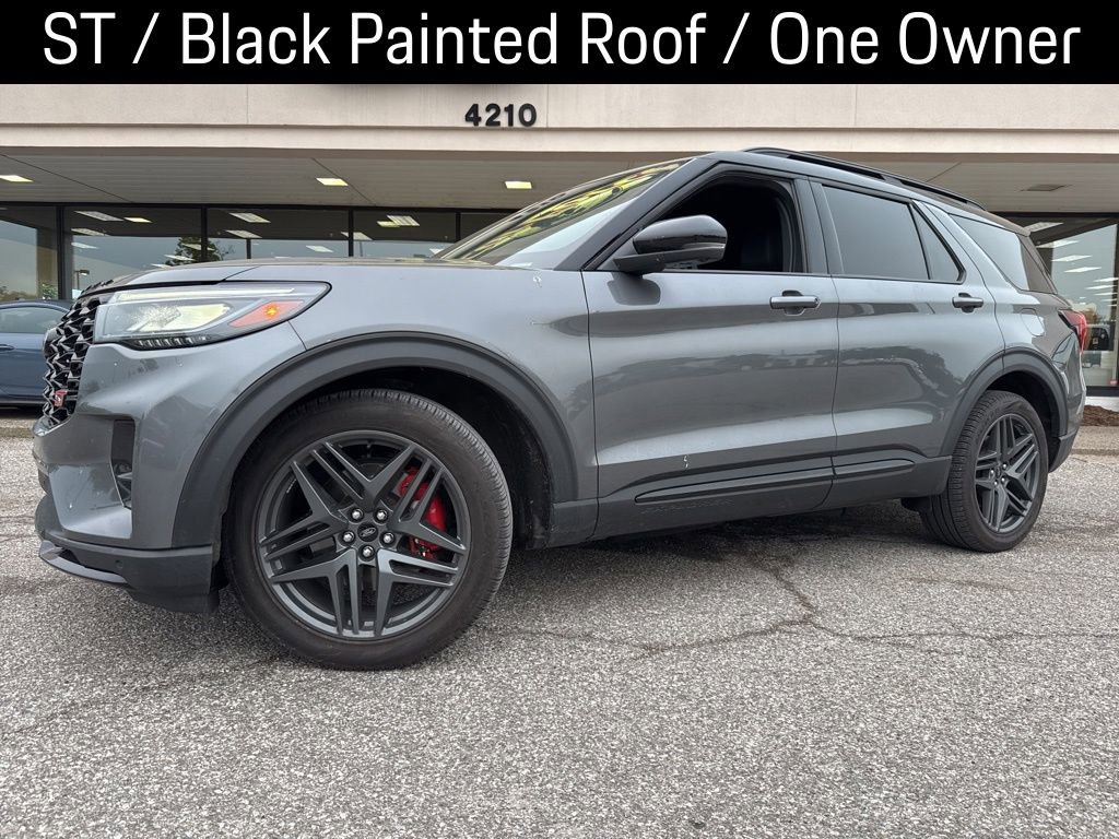 Used 2025 Ford Explorer ST