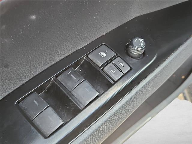 Used 2025 Toyota Camry XSE FWD image 12