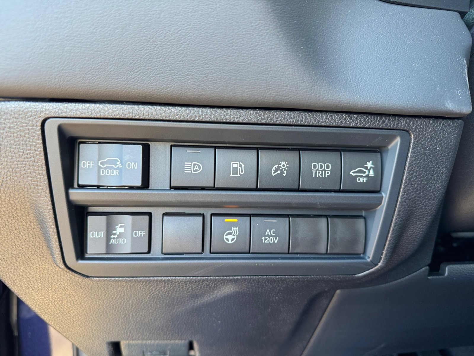 New 2026 Toyota Sequoia Platinum image 18