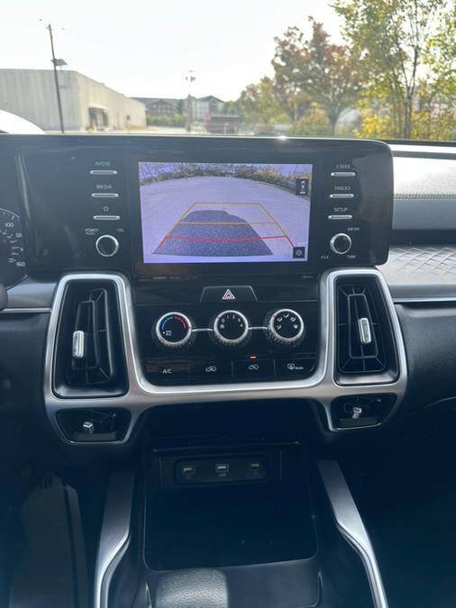 Used 2021 Kia Sorento LX image 34