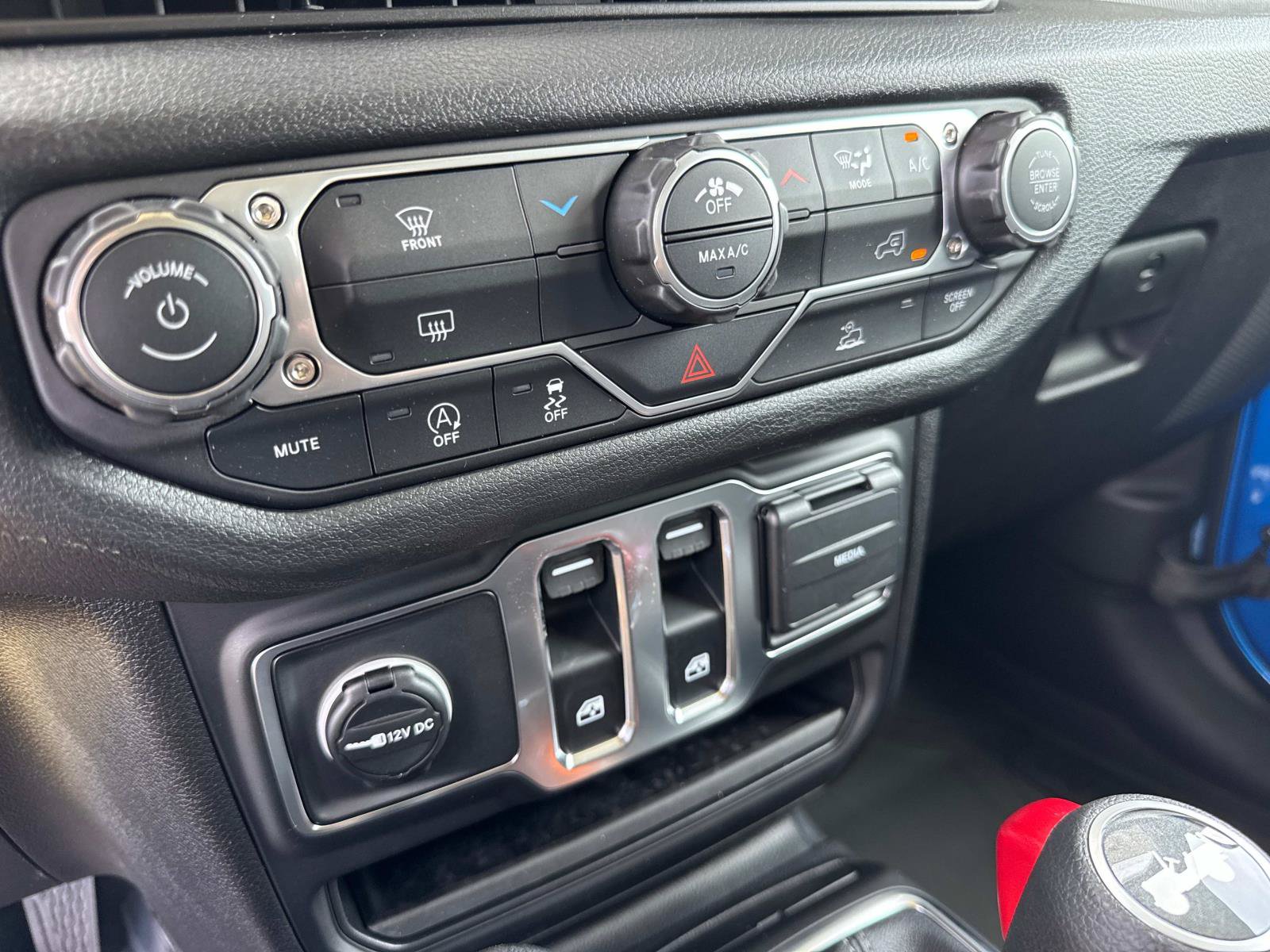New 2026 Jeep Wrangler Sport AWD/4WD image 18