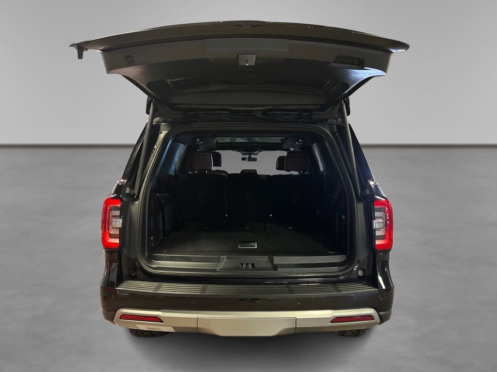 Certified 2024 Ford Expedition Limited image 11