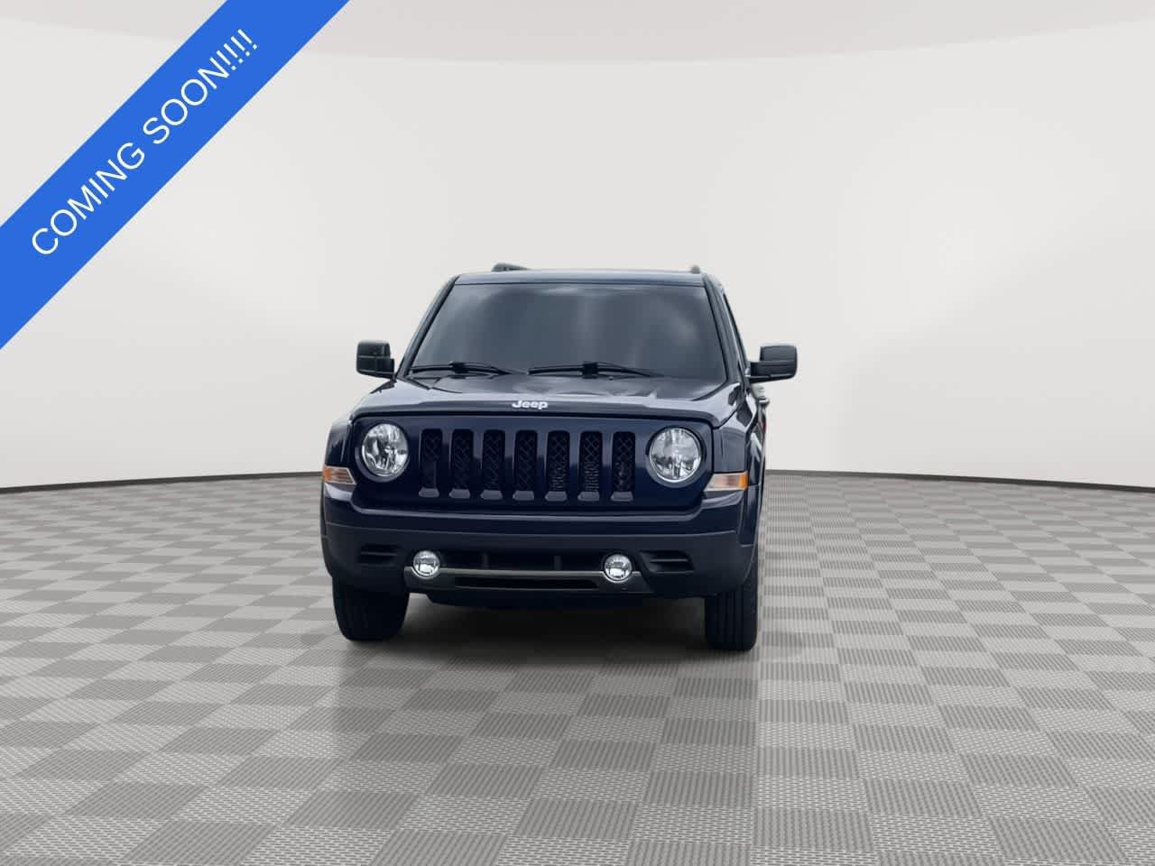 Used 2014 Jeep Patriot Latitude w/ Freedom Edition Package FWD image 3