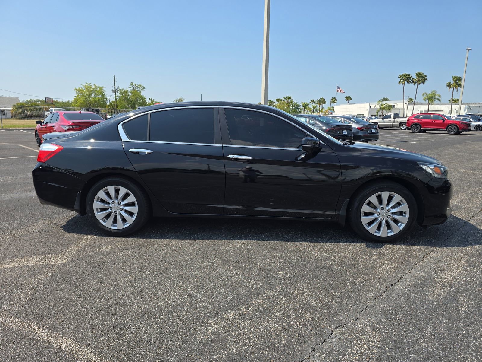Used 2015 Honda Accord EX-L image 3