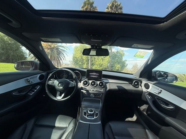 Used 2018 Mercedes-Benz C 300 4MATIC Sedan image 16